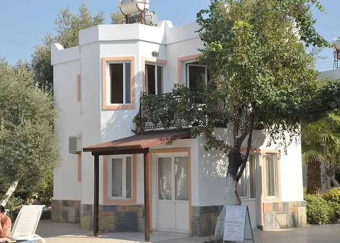 Tosunoglu Apart 3*